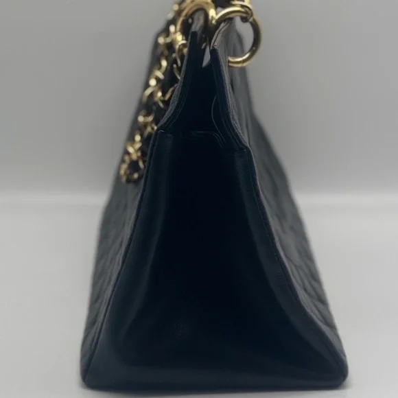 SOLD Chanel Grand Shopping Tote (96-97) - Picture 3 of 13